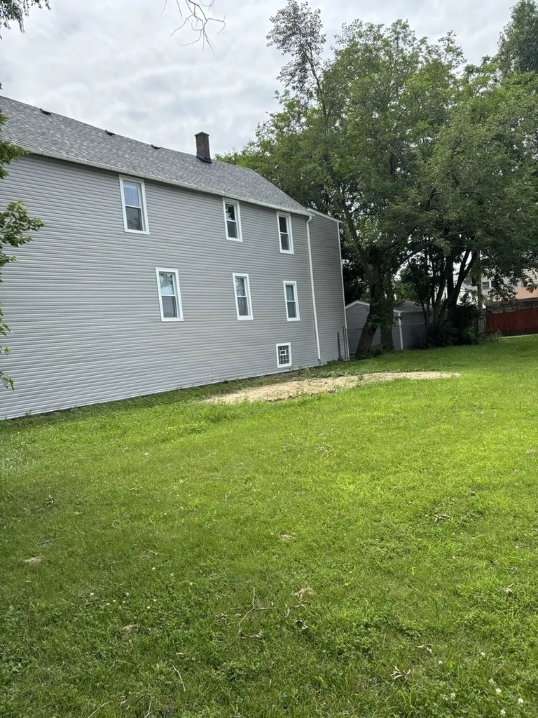 8310 South Buffalo Avenue Chicago IL 60617