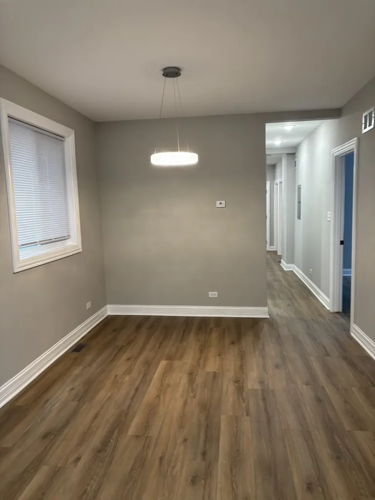 8310 South Buffalo Avenue Chicago IL 60617