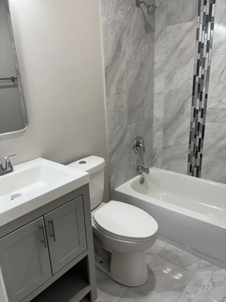 8310 South Buffalo Avenue Chicago IL 60617