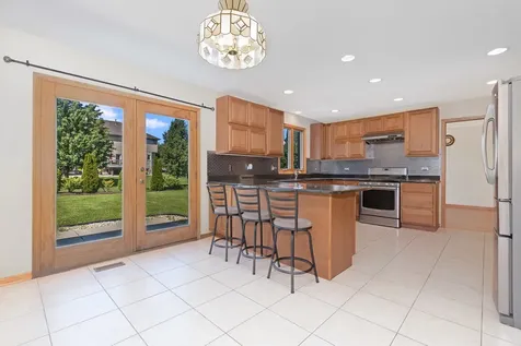 8284 Brookhaven Drive Frankfort IL 60423