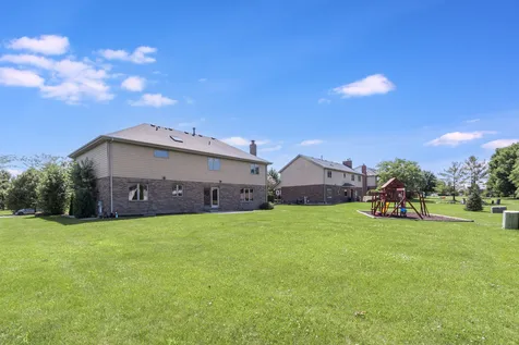 8284 Brookhaven Drive Frankfort IL 60423
