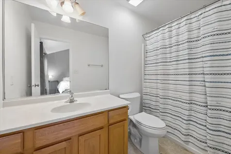 546 Clayton Circle Sycamore IL 60178