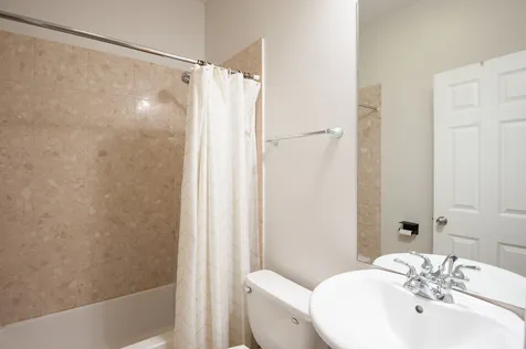 2427 West Augusta Boulevard Chicago IL 60622