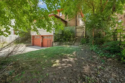 905 18TH Street Rockford IL 61104