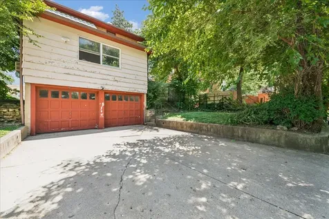 905 18TH Street Rockford IL 61104