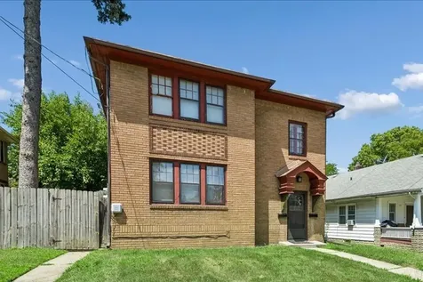 905 18TH Street Rockford IL 61104