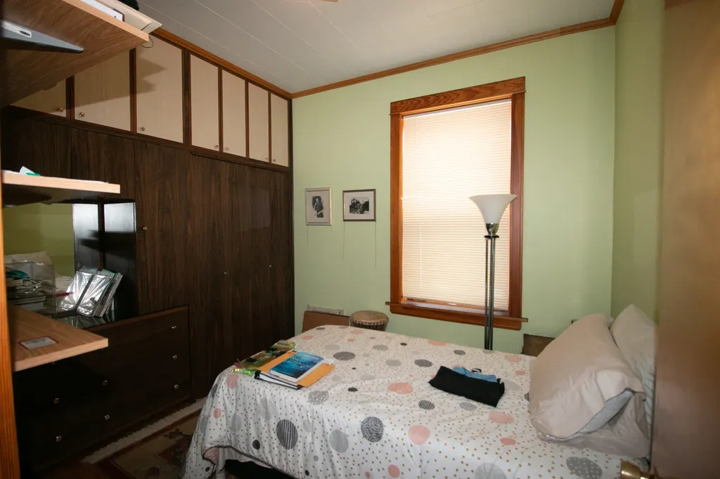 4342 North Lowell Avenue Chicago IL 60641
