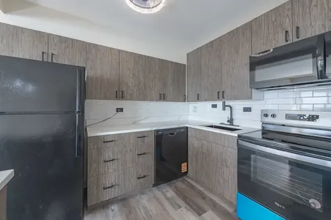 7337 South South Shore Drive Chicago IL 60649