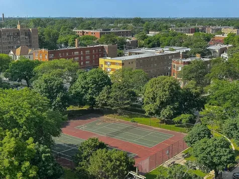 7337 South South Shore Drive Chicago IL 60649