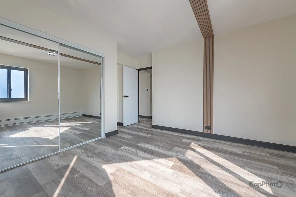 7337 South South Shore Drive Chicago IL 60649