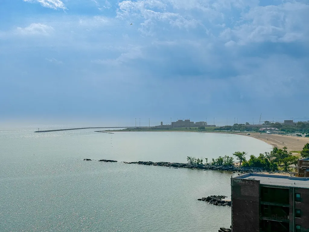 7337 South South Shore Drive Chicago IL 60649