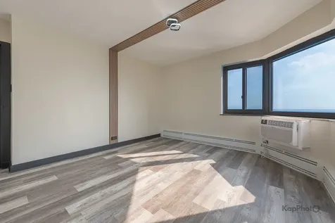 7337 South South Shore Drive Chicago IL 60649