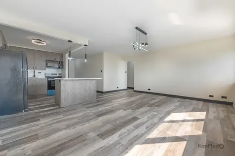 7337 South South Shore Drive Chicago IL 60649