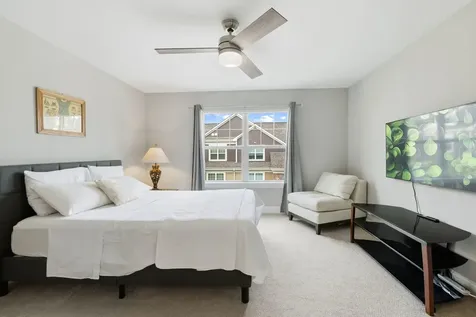 748 North Verandah Drive Hanover Park IL 60133