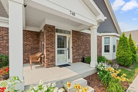 748 North Verandah Drive Hanover Park IL 60133