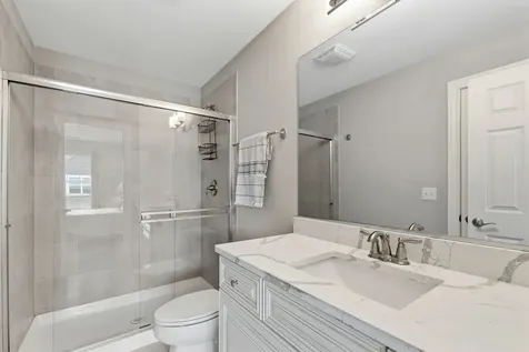748 North Verandah Drive Hanover Park IL 60133
