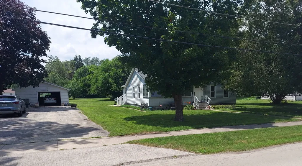 150 North School Street Braidwood IL 60408