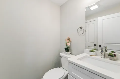 8166 West 87th Street Hickory Hills IL 60457