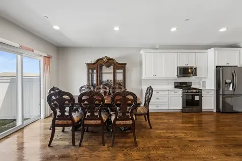 8166 West 87th Street Hickory Hills IL 60457