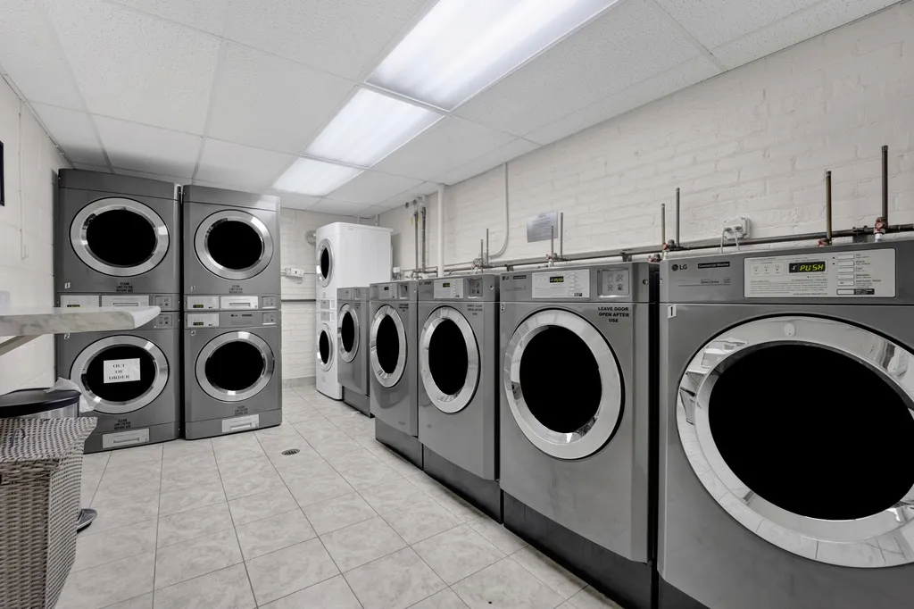 515 West Wrightwood Avenue Chicago IL 60614