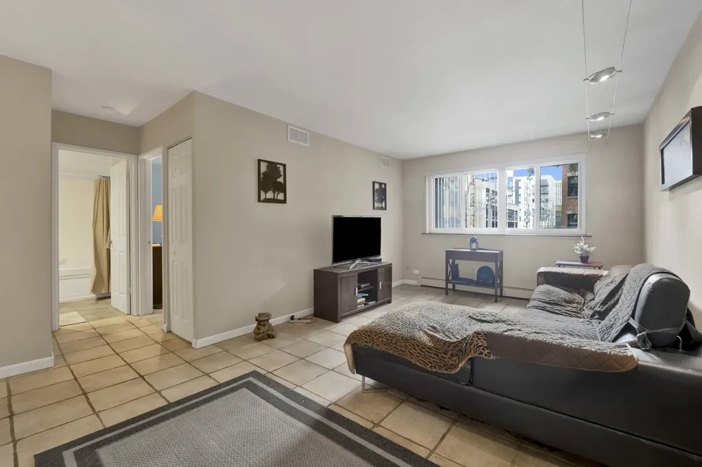 515 West Wrightwood Avenue Chicago IL 60614