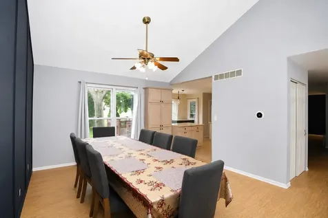 309 South Cross Trail Mchenry IL 60050