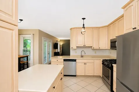 309 South Cross Trail Mchenry IL 60050