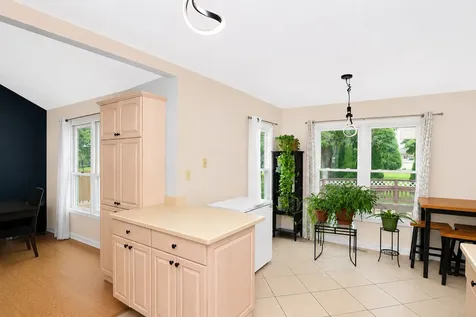 309 South Cross Trail Mchenry IL 60050