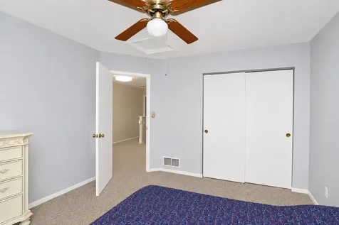 309 South Cross Trail Mchenry IL 60050
