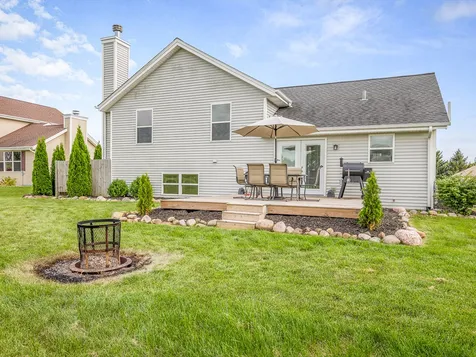 12399 Barberry Drive Winnebago IL 61088