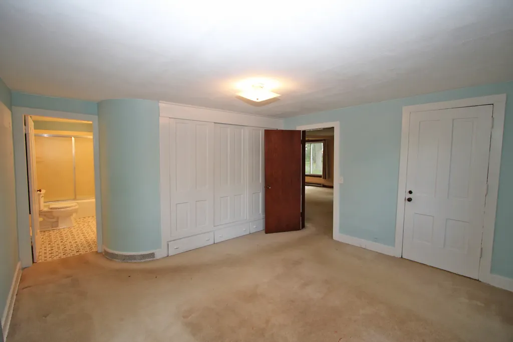 234 North Deerpath Road Lake Zurich IL 60047