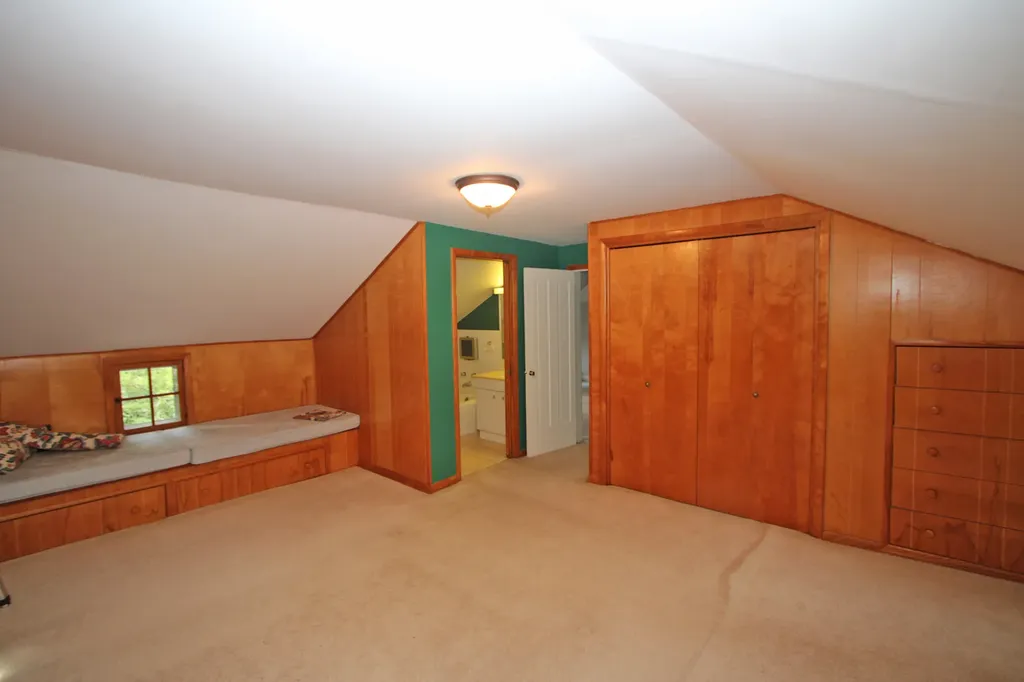234 North Deerpath Road Lake Zurich IL 60047