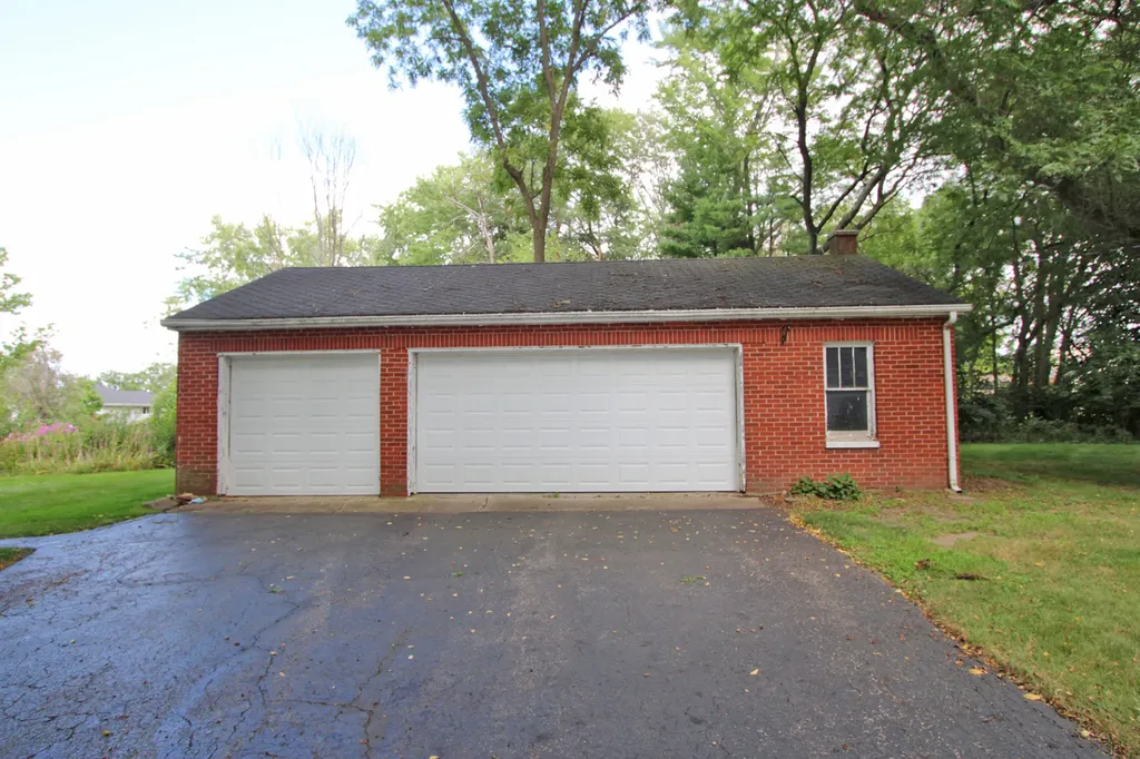 234 North Deerpath Road Lake Zurich IL 60047