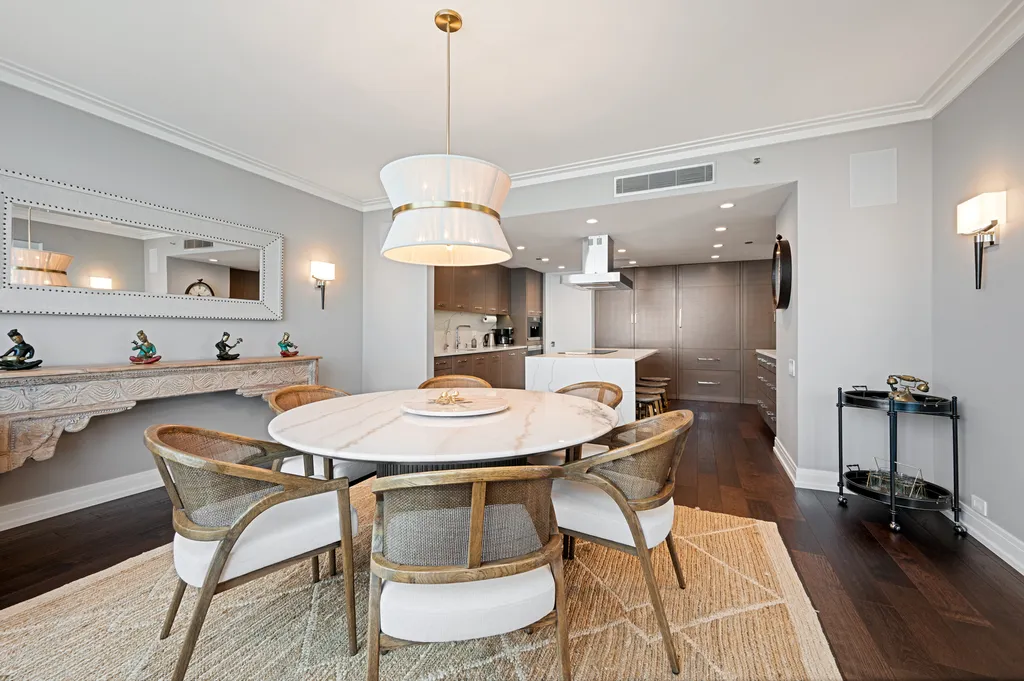180 East Pearson Street Chicago IL 60611