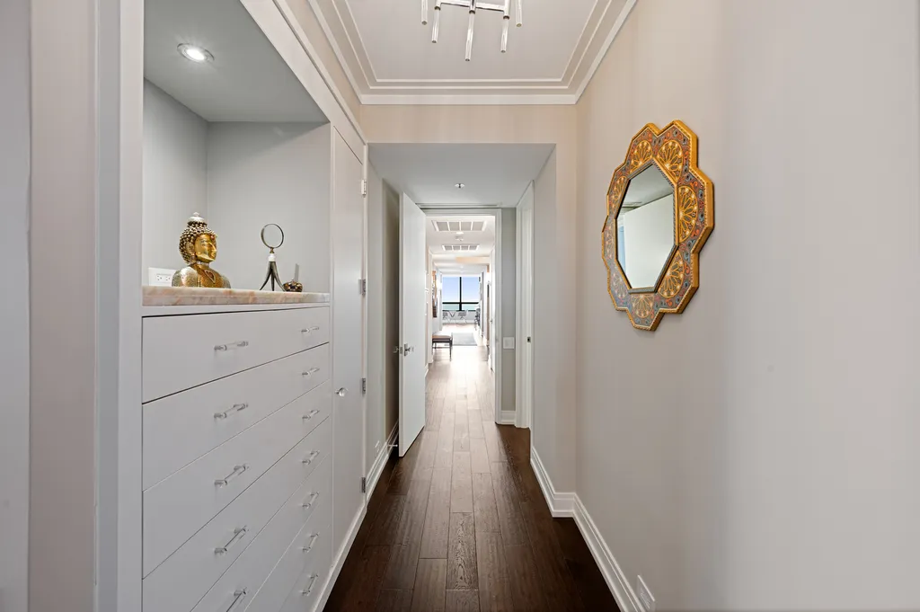 180 East Pearson Street Chicago IL 60611
