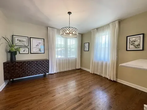 2332 Belleview Avenue Westchester IL 60154