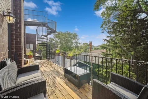 6432 North Hermitage Avenue Chicago IL 60626