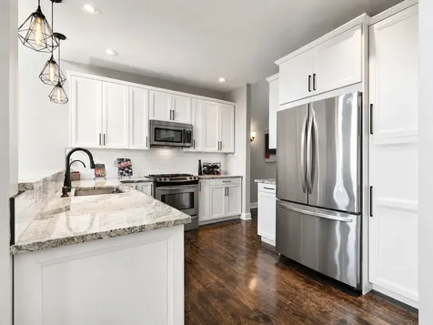 20432 Fallingwater Circle Frankfort IL 60423