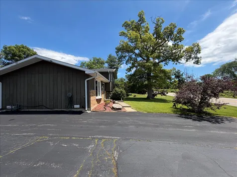 25160 West Monaville Road Lake Villa IL 60046
