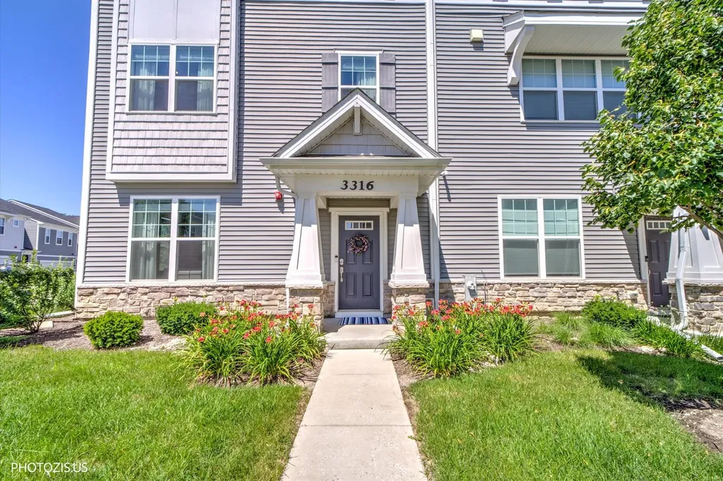 3316 Trillium Circle Rolling Meadows IL 60008