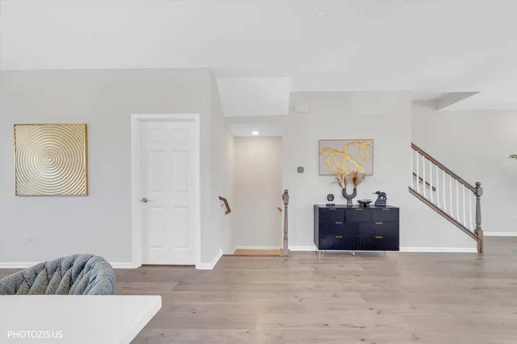 3316 Trillium Circle Rolling Meadows IL 60008