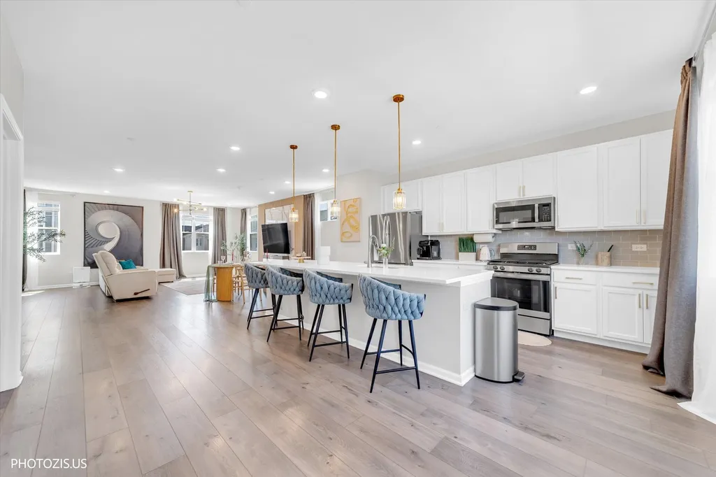 3316 Trillium Circle Rolling Meadows IL 60008