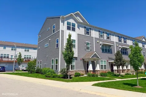 3316 Trillium Circle Rolling Meadows IL 60008