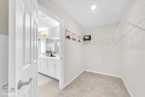 3316 Trillium Circle Rolling Meadows IL 60008
