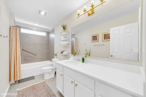 3316 Trillium Circle Rolling Meadows IL 60008