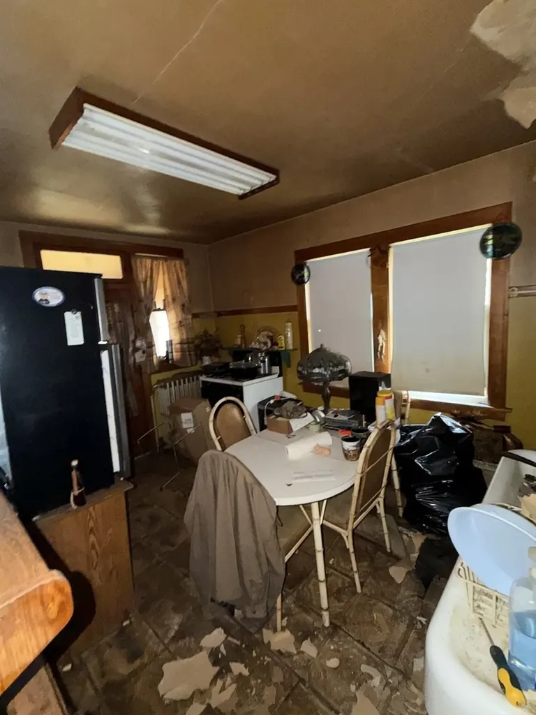 5319 North Austin Avenue Chicago IL 60630