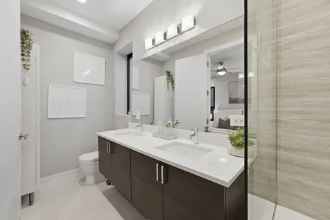 1349 North Leavitt Street Chicago IL 60622