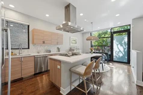 1349 North Leavitt Street Chicago IL 60622
