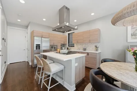1349 North Leavitt Street Chicago IL 60622