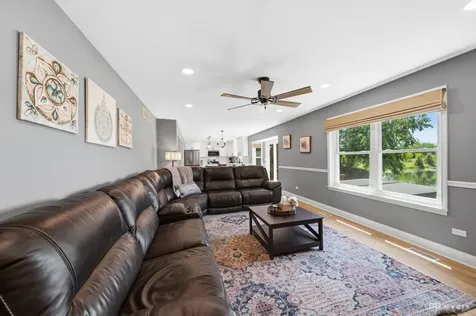 178 West Otto Drive New Lenox IL 60451